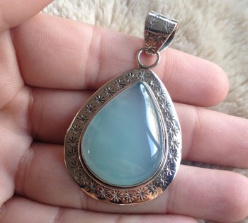 Zilveren hanger met druppelvorm aqua Chalcedoon